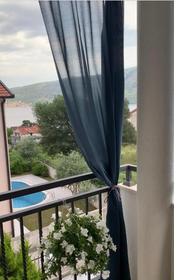 Baošići Lastochka.Mne Apartments מראה חיצוני תמונה