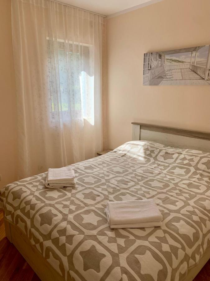 Baošići Lastochka.Mne Apartments מראה חיצוני תמונה
