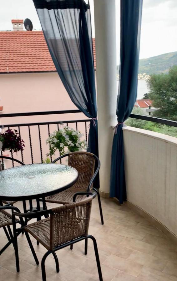 Baošići Lastochka.Mne Apartments מראה חיצוני תמונה