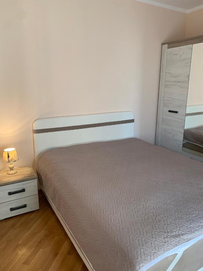 Baošići Lastochka.Mne Apartments מראה חיצוני תמונה
