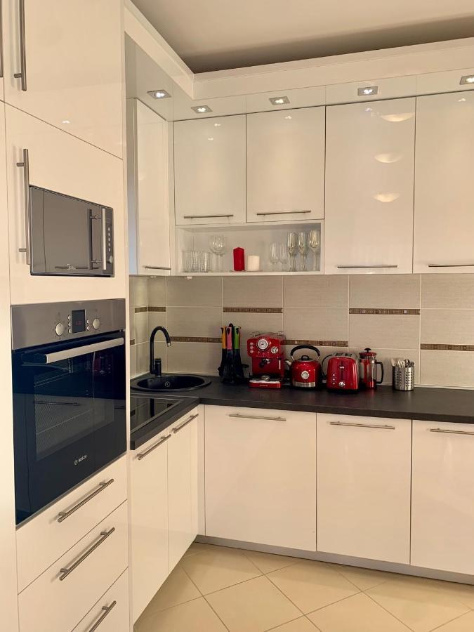 Baošići Lastochka.Mne Apartments מראה חיצוני תמונה