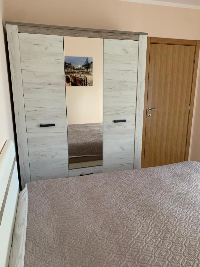 Baošići Lastochka.Mne Apartments מראה חיצוני תמונה